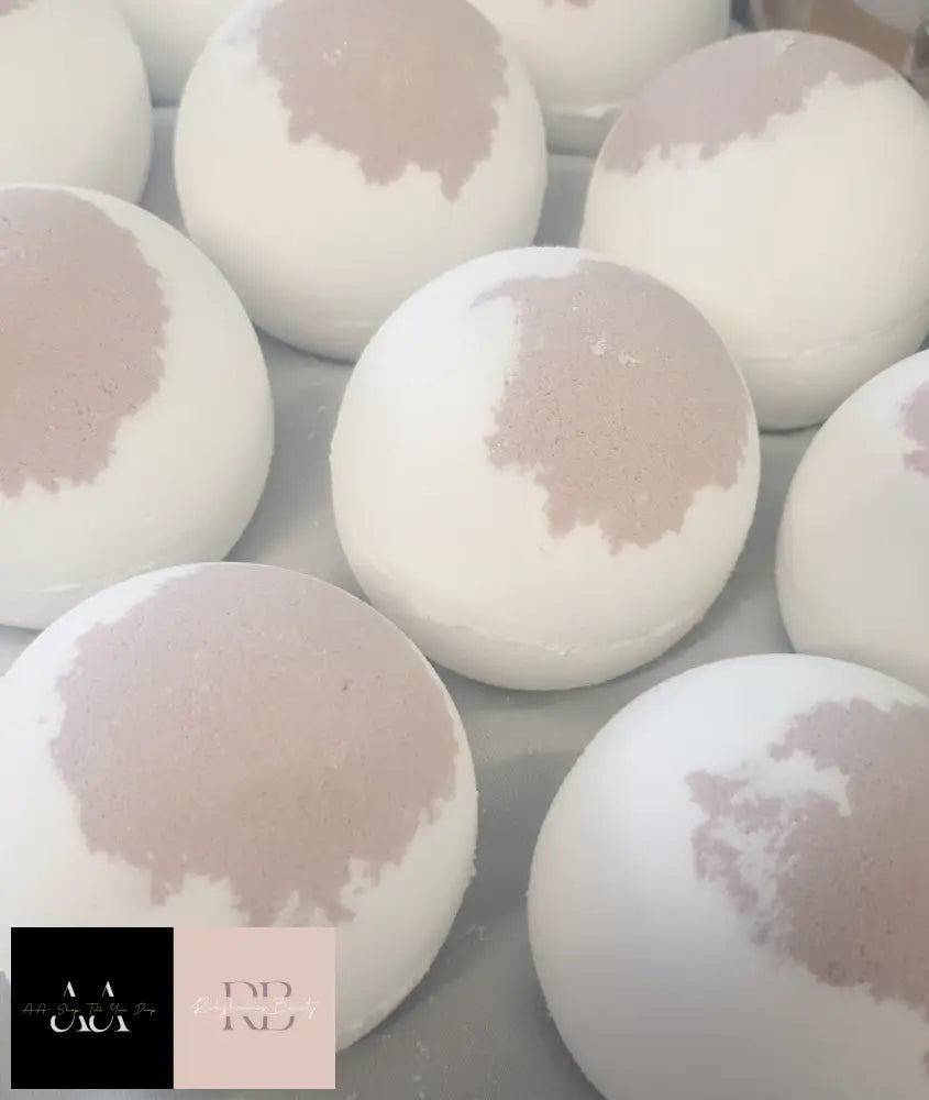 Coconut Bath Bomb With Oil