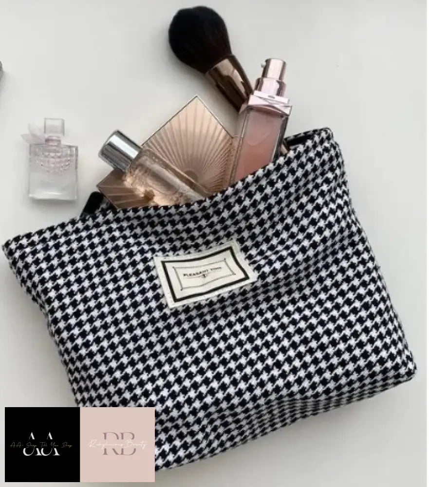 Cosmetic / Wash Make Up Toiletries Bag