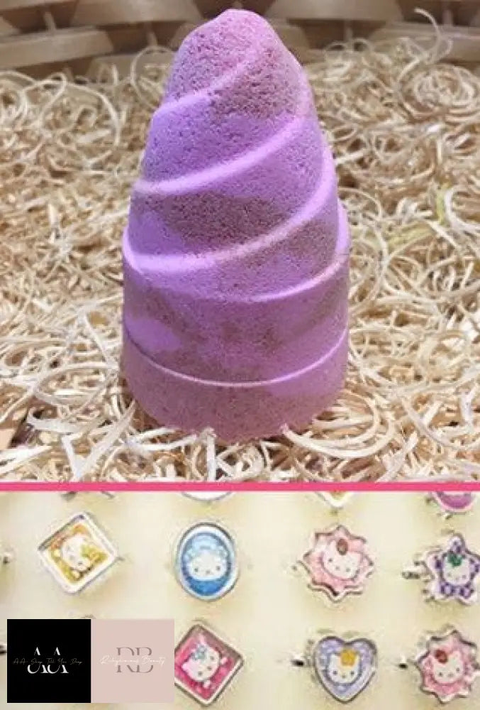 Hey Kitty Bath Bomb - Hello Hidden Treasure Ring