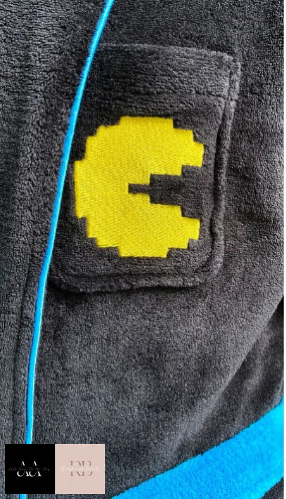 Mens Gamer Gift Pac Man Dressing Gown Ex Uk Brand Long Fleece Warm Soft Robe