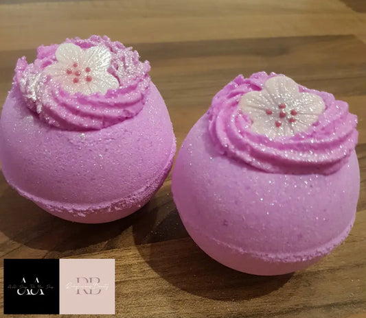 Sweet Flower Bath Bomb With Shea Butter 130G